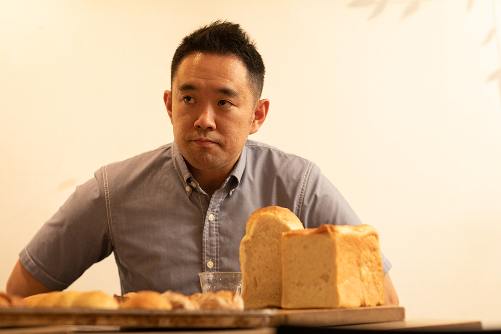 パン職人として悩んでいた時、悩みをふりほどくべくカタネベーカリーで研修。片根シェフから言われたのは「神山という場所があるのに、もったいない」