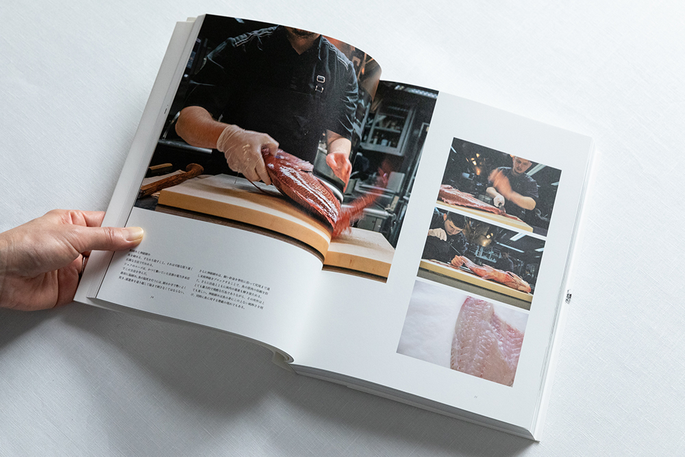 「エスキス」のシェフ・ド・キュイジーヌ、ユーゴ・ペレ-ガリックスさんは「菊乃井」修業時代に習得した神経締めの技を持つ。魚を締めるという行為はリオネルさんに示唆を与えた。