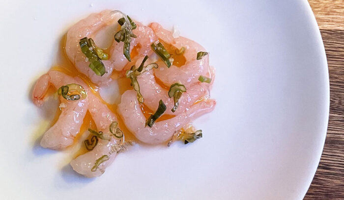 使えるのは水と塩だけ。“素材を味わう”を追求するレストラン