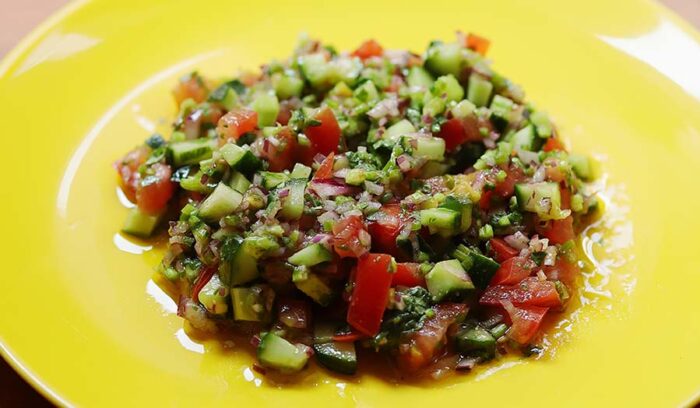 気配を感じさせない、巧みなスパイス使い「モロッコサラダ」