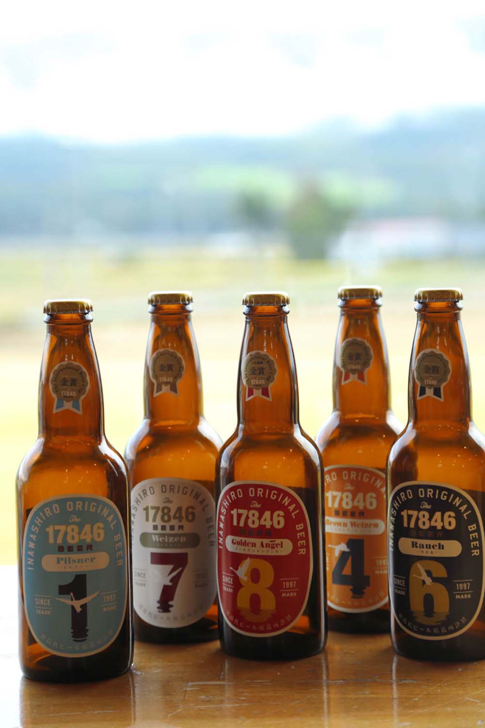 ピルスナー、ヴァイツェン、ゴールデンエンジェル、ブラウンヴァイツェン、ラオホ。330mlの５本セット