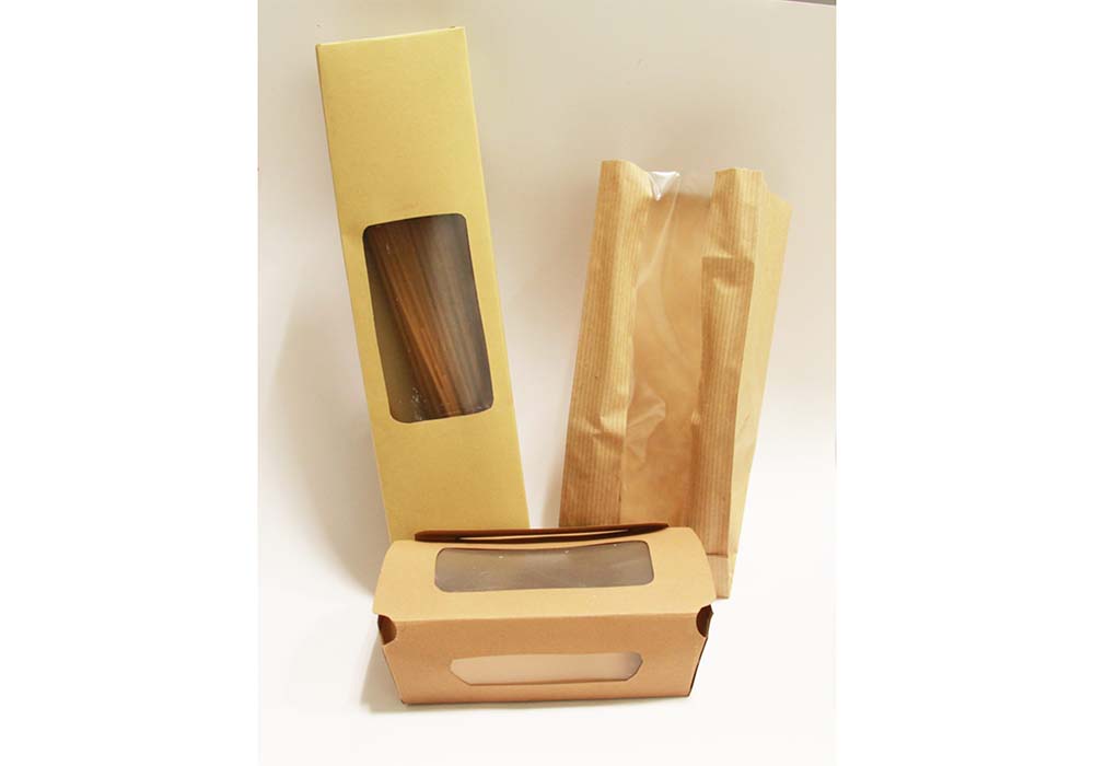 （写真２枚目）果物、野菜、ベーカリー製品など生鮮食品のための包装。フィルムの透湿性が高いため、水分を放出して腐敗を防ぎ、食品の貯蔵寿命を延ばすことができる。