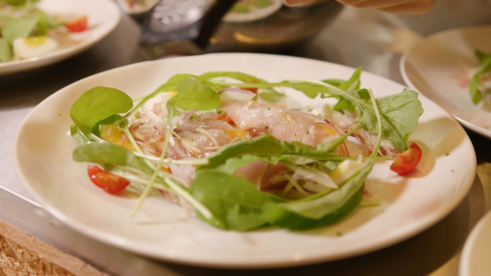 オリーブハマチは他県に出回らないほど、地元の食卓に浸透している。