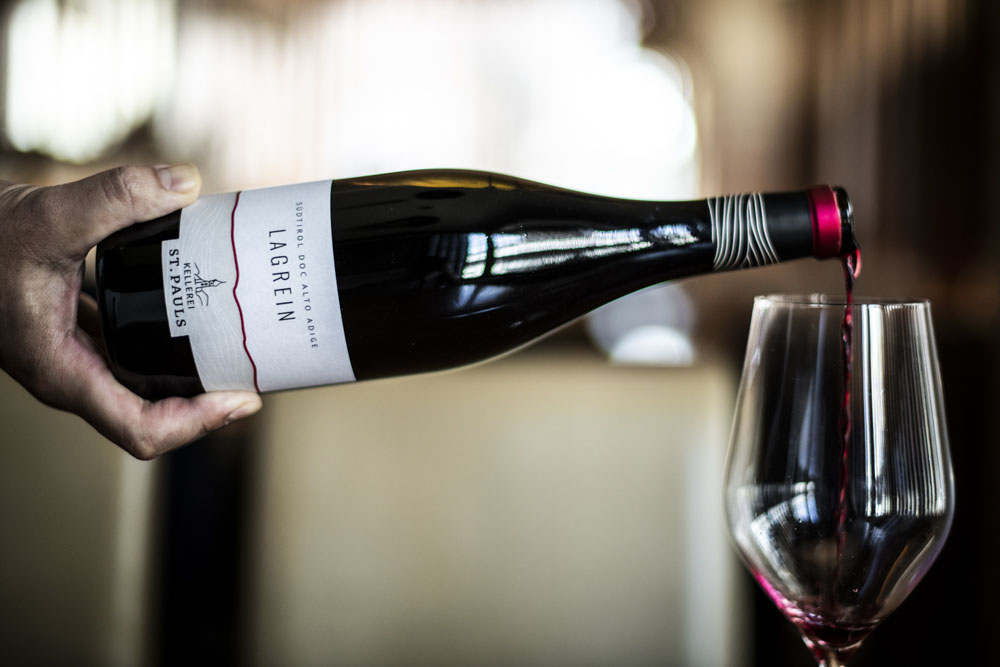 ワイン：DOC Alto Adige, Lagrein 2020/St.Pauls（ブドウ品種：ラグライン）