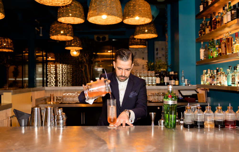 【1】イギリス 気鋭のミクソロジストが提案する、独創的なサステナブル・カクテル