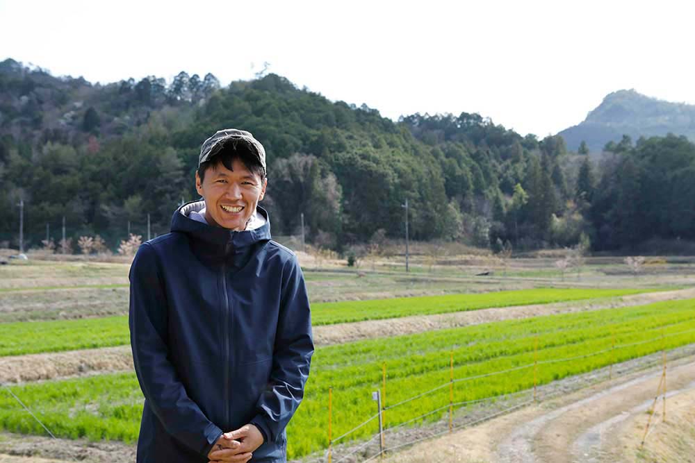 世界のオルタナティブな農家と農法をnoteで発信している宇佐美慶一郎さん。「海外のファーマーたちは家族との時間を大事にする。自分と家族の時間を大切にしたいから農業をやっていると言っていいくらい」と語ります。近年、欧米で増えている農業のスタイルとは?