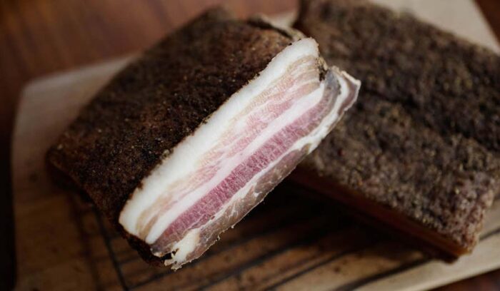 本場カルボナーラの必需品「パンチェッタ」を自家製