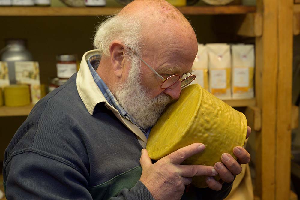 チーズのアッフィナトーレ