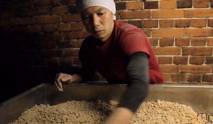 【ようこそ発酵蔵へ】古い道具と手仕事が生む味