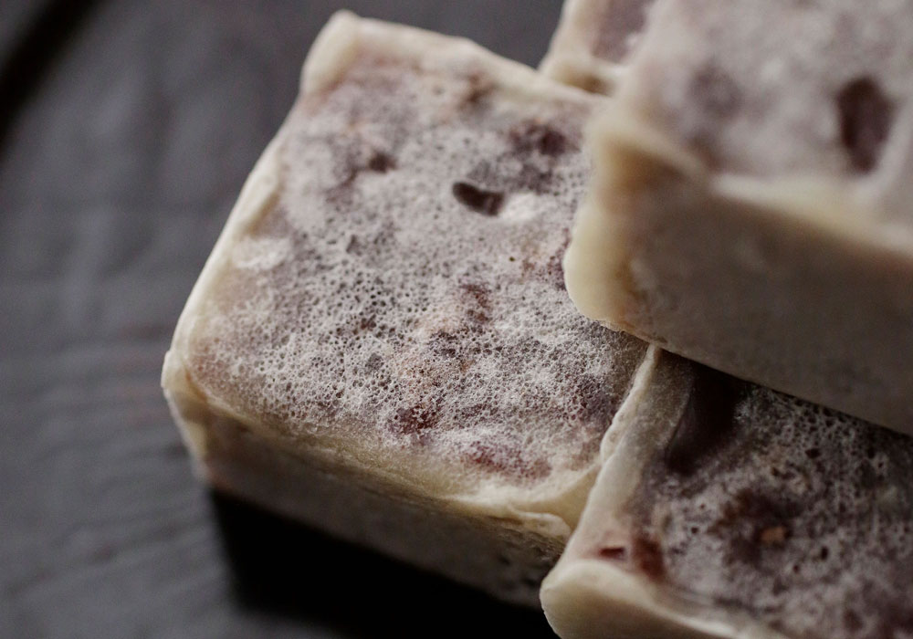 寒天で固めて作る「きんつば」