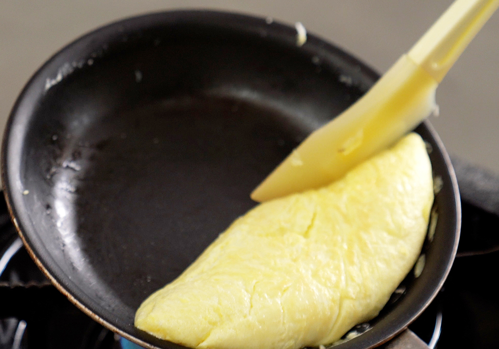 ハーブバターオムレツ