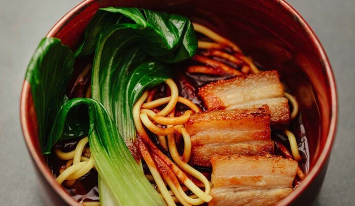 Spain [Madrid] バスク情緒漂うフュージョンラーメン。エネコ・アチャが手掛ける日本食とは？