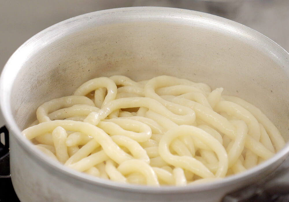 パスタを加える