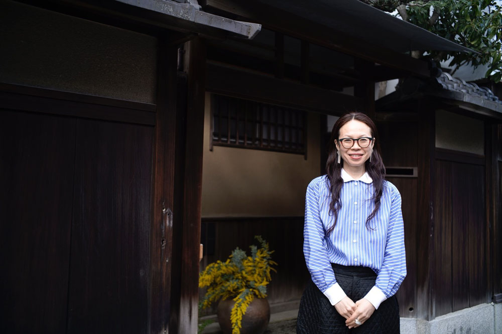 日本茶の新領域「生ボトルティー」に未来を懸ける。「冬夏 tearoom toka」奥村文絵
