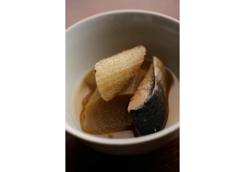 ●茎を使って・・・「山うどと身欠ニシンの煮物」