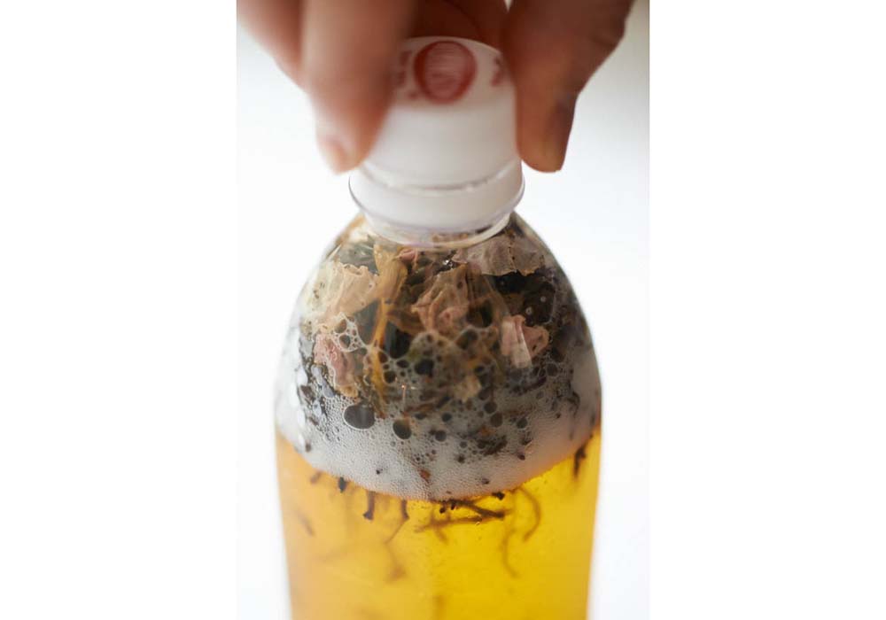 開栓時はゆっくりと。