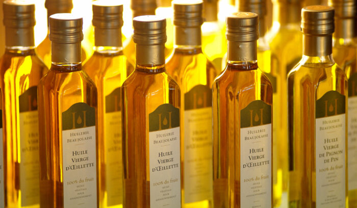 仏・ボジョレーの職人気質が残る製法のオイル＆ヴィネガー「ユイルリー・ボジョレーズ」<br />
