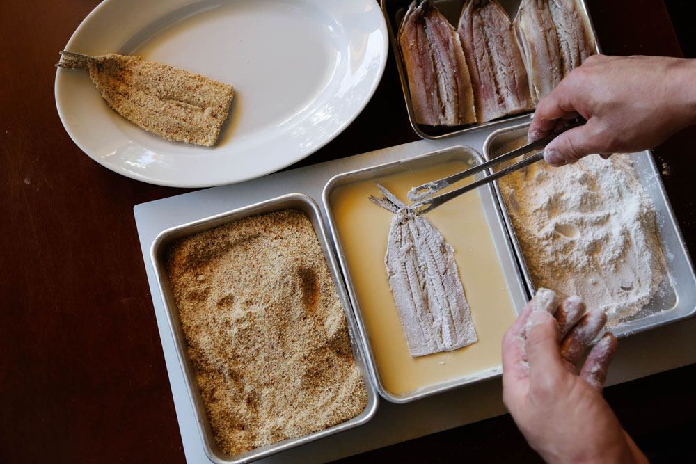 衣を密着させる