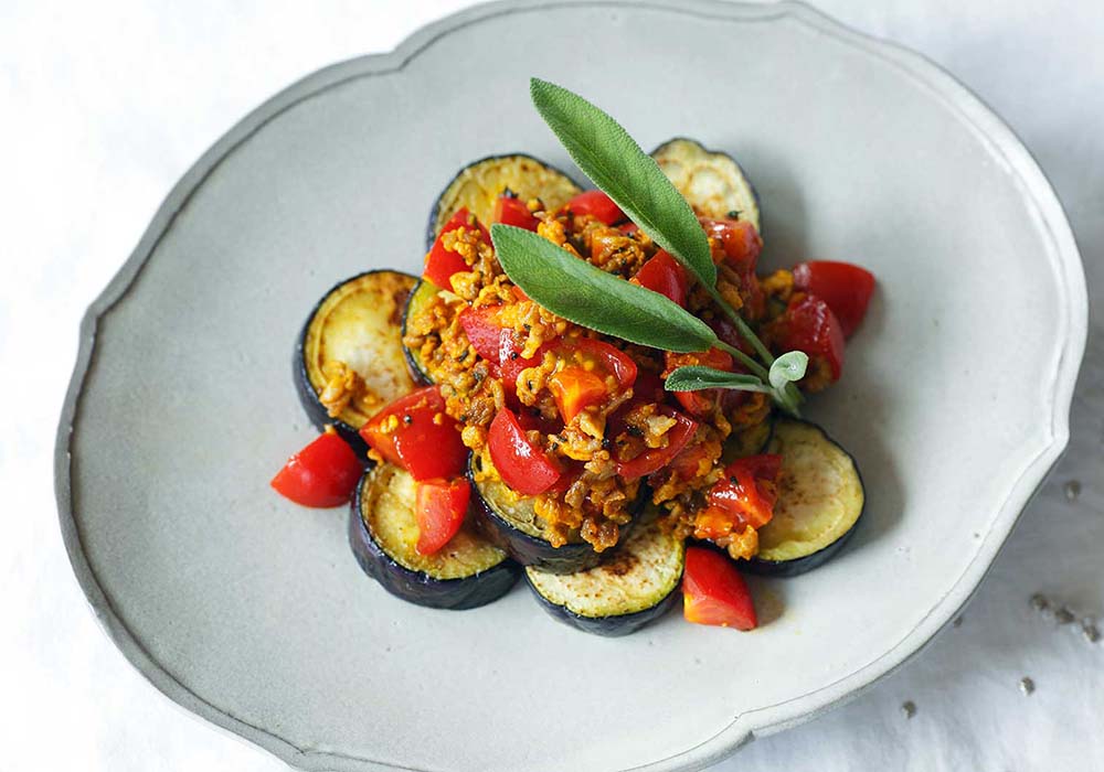 茄子のソテー　トマトソース風味