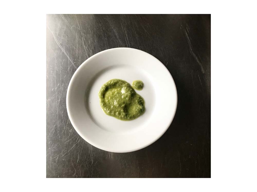 ふわふわした葉っぱ