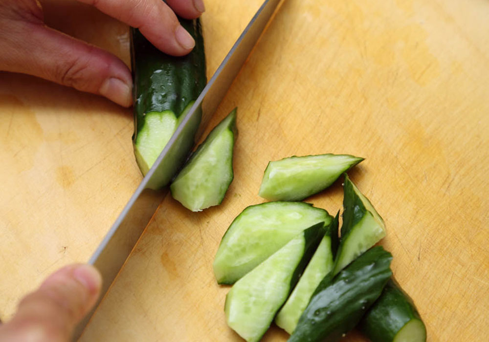 具材を切る