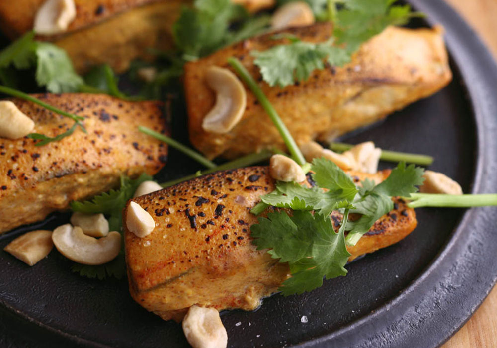 いつものサバをワインに合うスパイシーなつまみに「サバのタンドール」