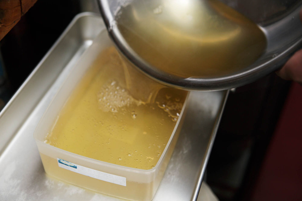 冷蔵庫で冷やす