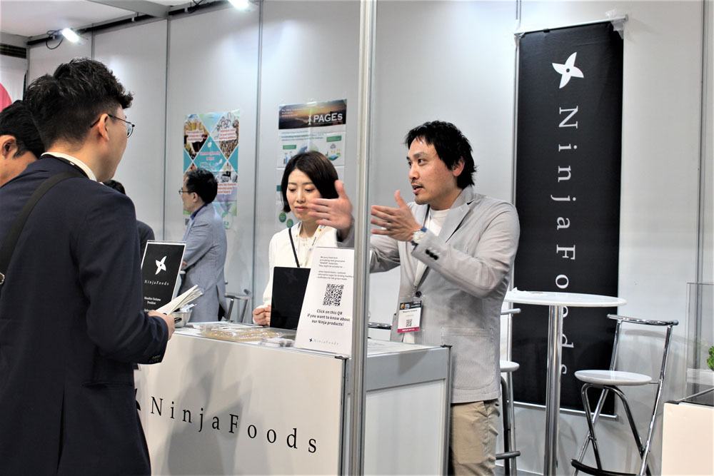 Sydecasはベジ・ジャーキーやナッツバーなどの商品化も手掛ける。いずれも砂糖不使用、グルテンフリー、低糖質、楽しい噛み応え、食物繊維がたっぷり。