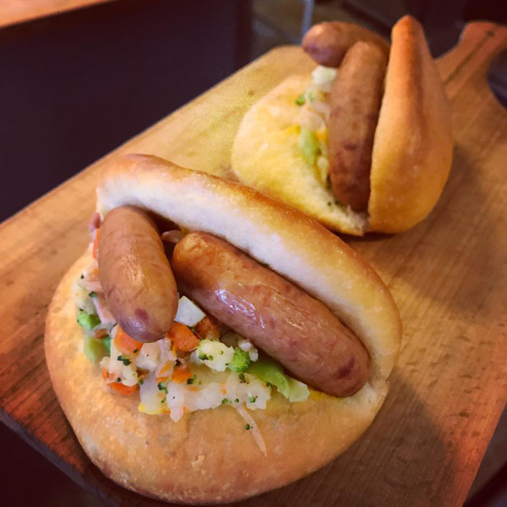 久保田さんはイベントでの提供用にパーカーハウスロールをこんな仕立てにしたこともある。