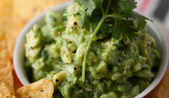 “アミーゴ”直伝アボカドディップの作り方「グアカモーレ」