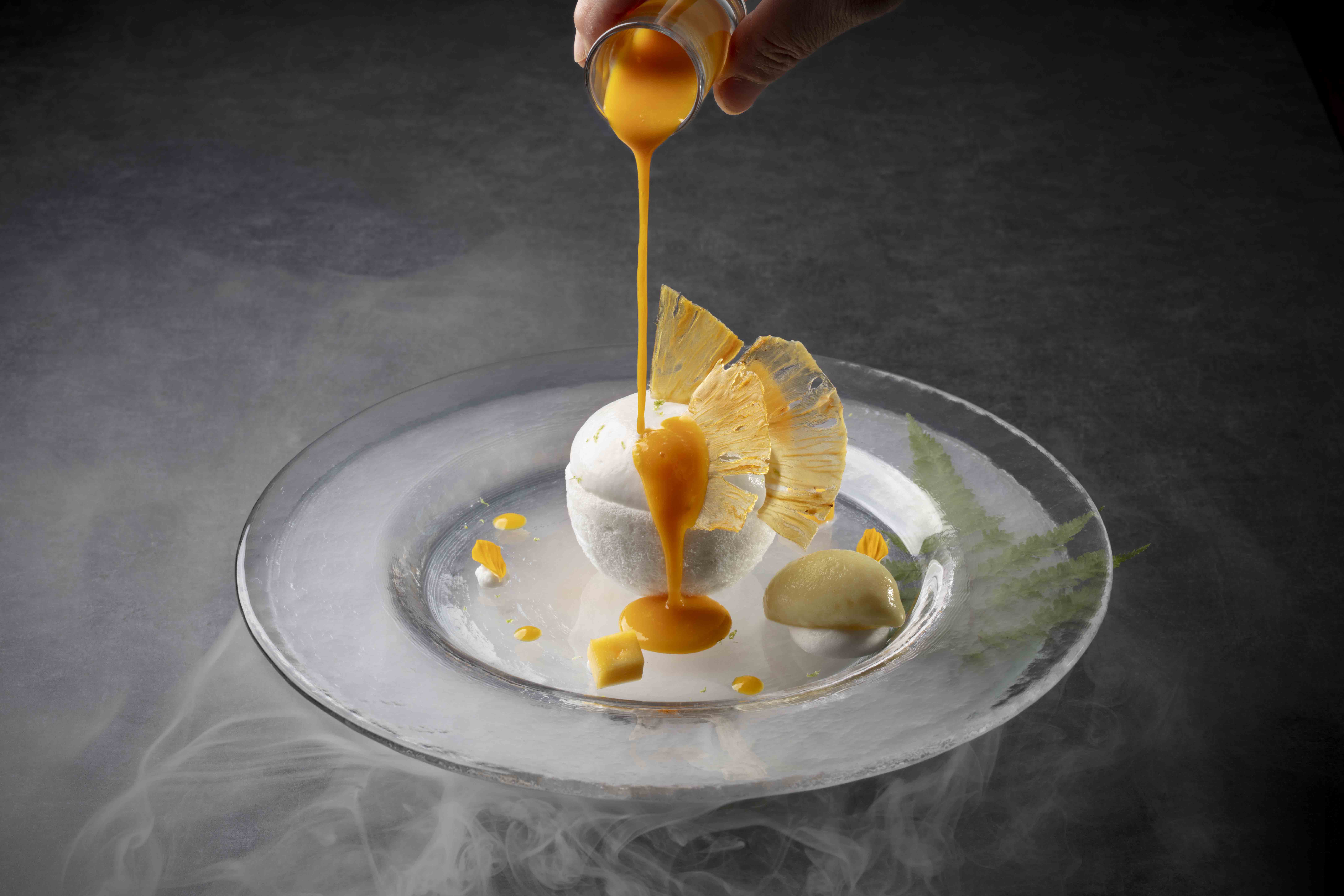 パリを拠点に活躍する長江桂子シェフのデザートが軽井沢で期間限定提供