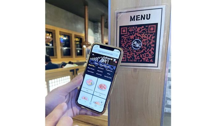 チップの前払いに疑問続出。飲食店で急増するセルフオーダー＆事前決済の課題