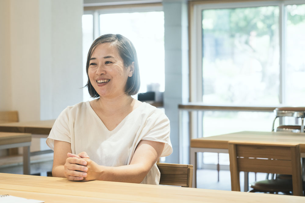 樋口明日香さんは、元・小学校教員。フードハブ・プロジェクトに入ってからは、神山町の保育園や小中高校の食農体験プログラムを担当してきた。