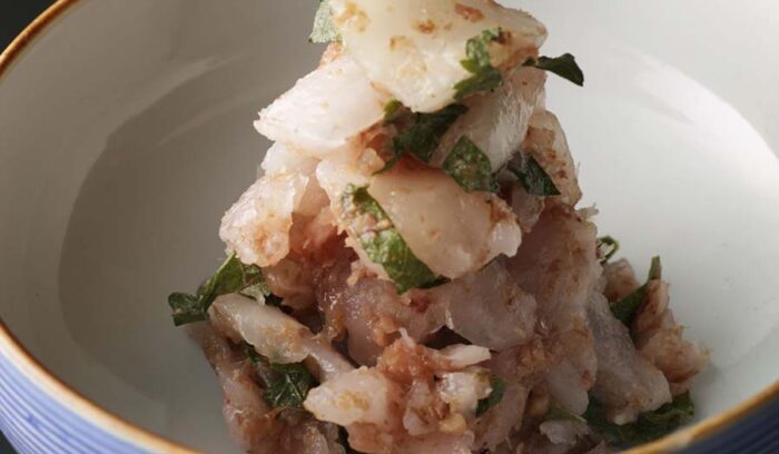 大根と梅でサッパリ。江戸料理をヒントにした箸休め「浦里」