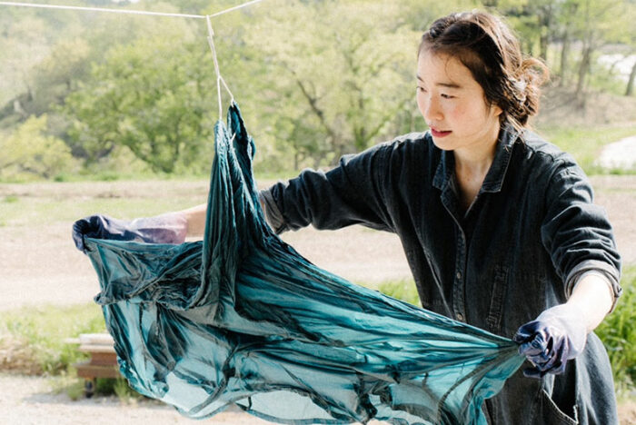 「生きる力を養う学校」第５回のテーマは【捨てない暮らし～藍染めとピッツァづくり～】