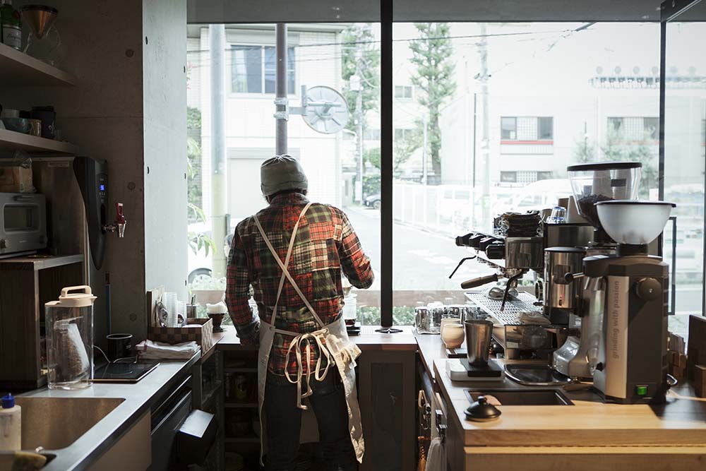 異なる人の輪を繋ぎ、情報が集まる場になりたい。東京・代官山「私立珈琲小学校」 コーヒーショップの可能性