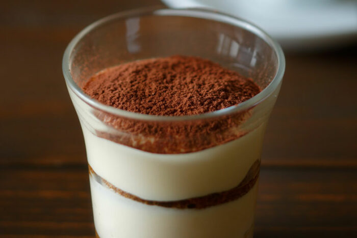 エスプレッソとの調和と余韻を楽しむ「ティラミス」