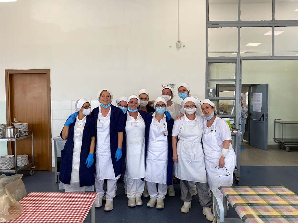 ローマ市のホームページには地域ごとの幼稚園、小学校、中学校のメニューがアップロードされ、保護者はクリックひとつで本日のメニューとおやつを確認できる仕組みだ。