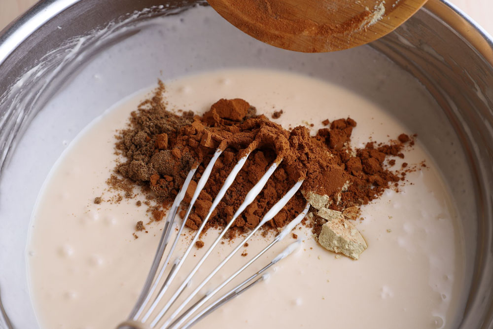 スパイスを加える