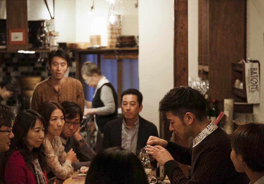 カップの中の「おいしさ」をしっかり引き受ける。「ホノ・ローステリア」