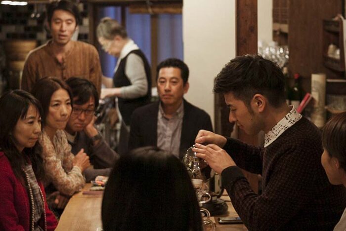 カップの中の「おいしさ」をしっかり引き受ける。「ホノ・ローステリア」