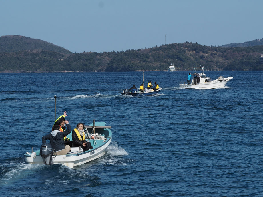 船釣りも身体知を得る重要なプログラム。全身の感覚を研ぎ澄まして、船、海、風、魚と向き合う中で気付く事柄は数知れず。