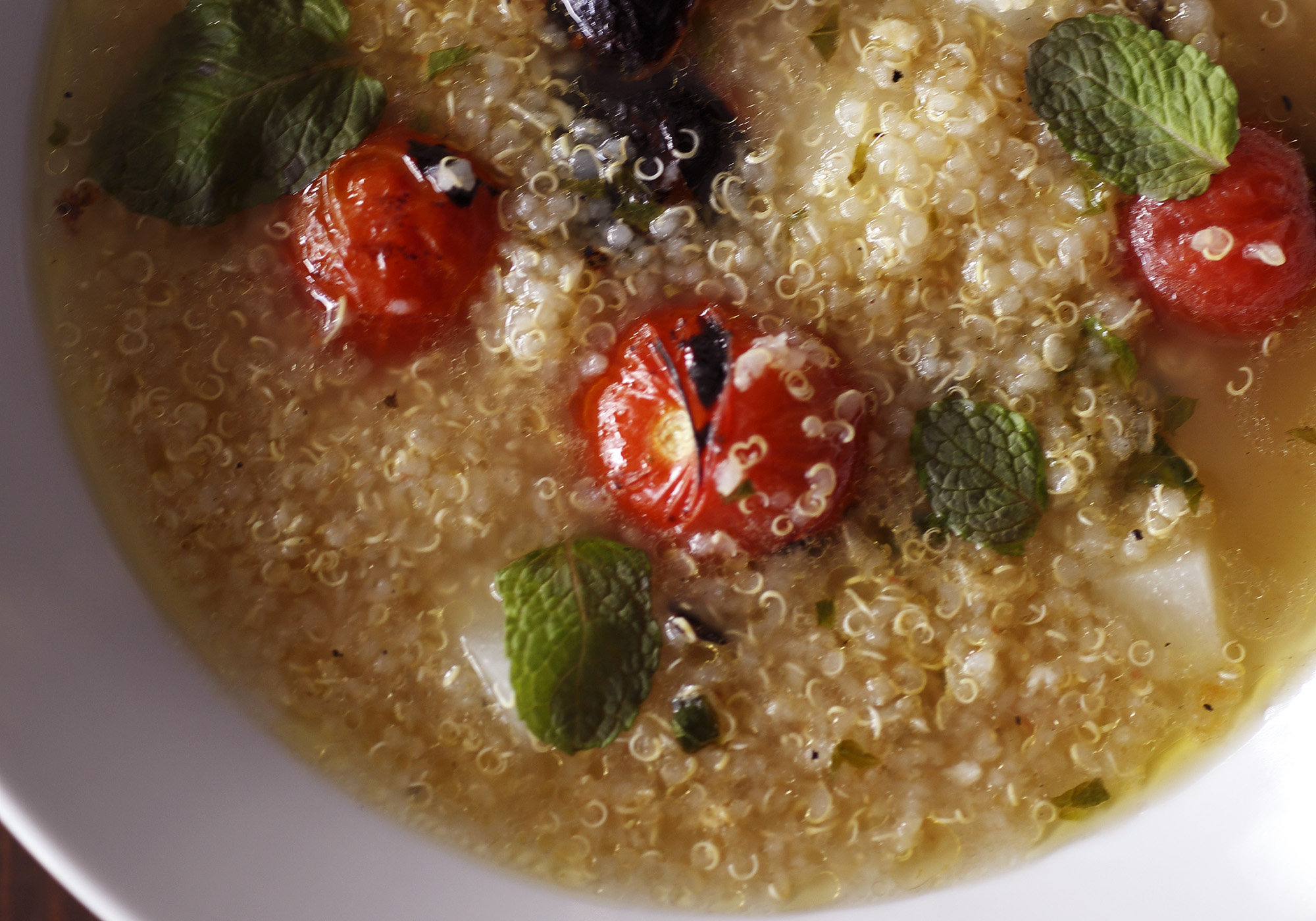 毎日食べたい野菜がぎっしり「スープキヌアとミニトマト、カブ、ミントのベジスープ」プラントベースの始め方