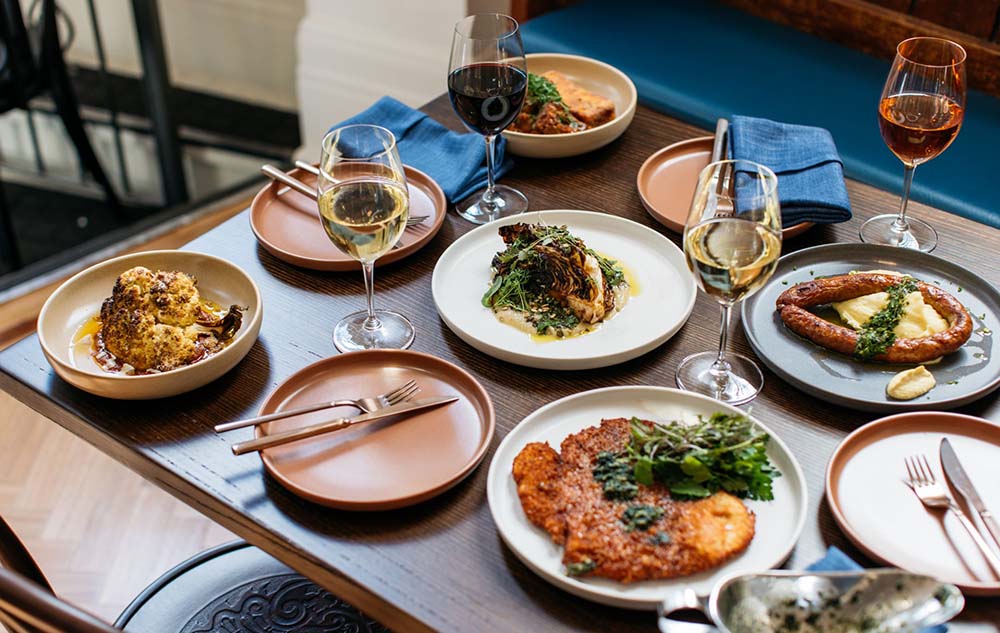 ホスピタリティ研修で難民の自立をサポート　シドニーのウクライナ料理店