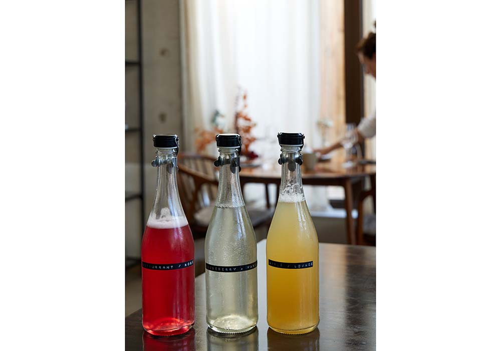 ファインダイニングでもノンアルコールの波　独創的クラフトドリンク