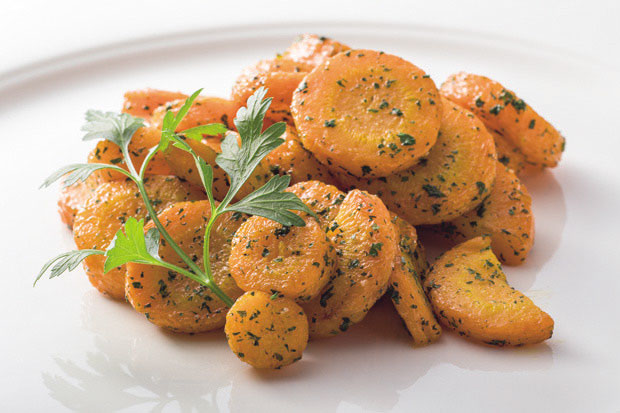 火入れで引き出す旨味と凝縮感「ニンジンのソテー」