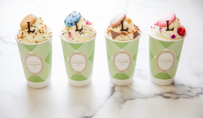 キュートなカップを片手にパリ散策を　ラデュレのコーヒーショップが誕生！