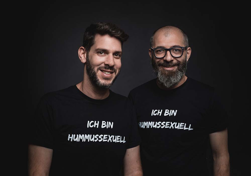 （写真）オズ・ベン・ダヴィト（左）とシャリル・ダヴィート。