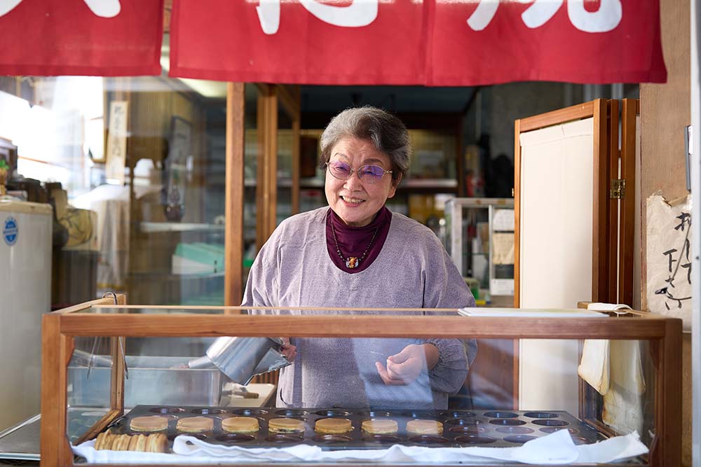 81歳。「一日に作る大判焼きの数は100個と決めちょう」生涯現役｜「高橋金星堂」高橋節