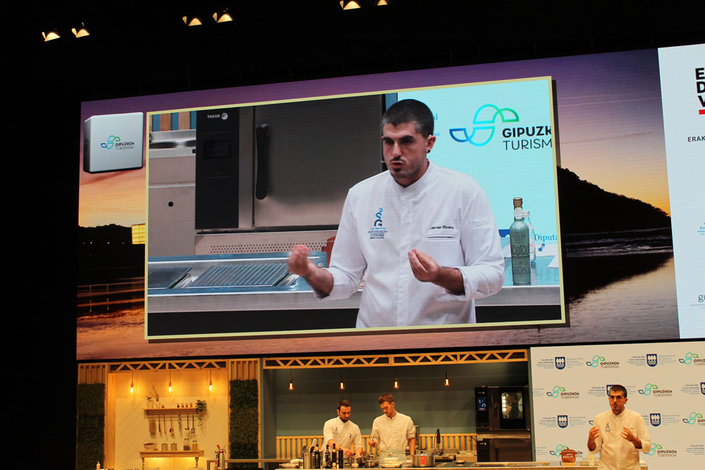 SSGではハビエル・リベロが登壇。バスク出身で地元の伝統文化に対する探求心が強い。